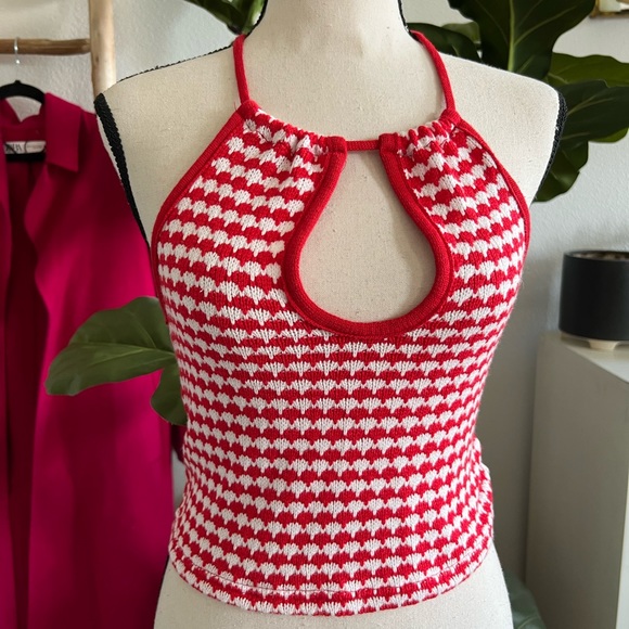 Zara Crochet Knit Red & White Cut Out Halter Keyhole Crop Top NWOT - Picture 3 of 9